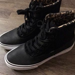 Waterproof high top vans